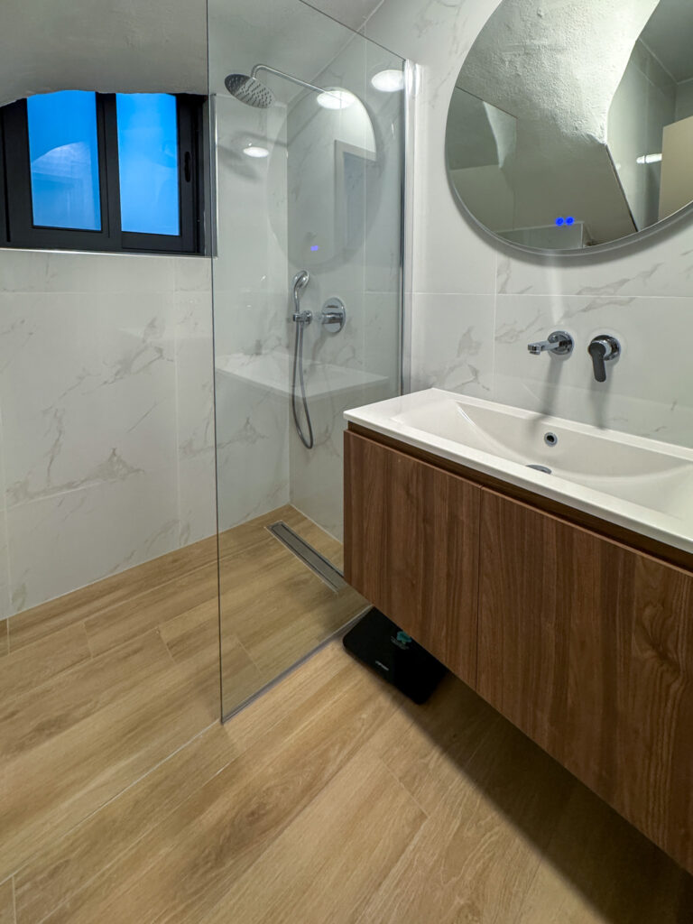 Villa's bathroom
